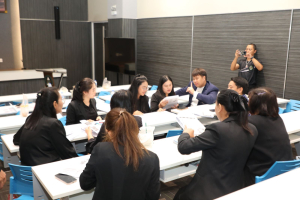 โครงการพัฒนาศักยภาพครูประจำการและครูพี่เลี้ยงให้มีคุณลักษณะของ Strong Teacher